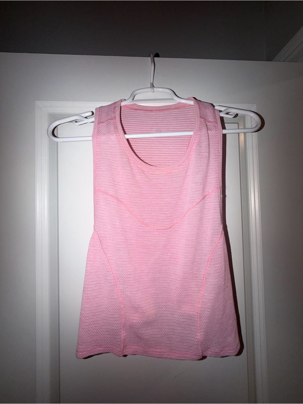 Women’s pink lululemon tank size 2. NWOT